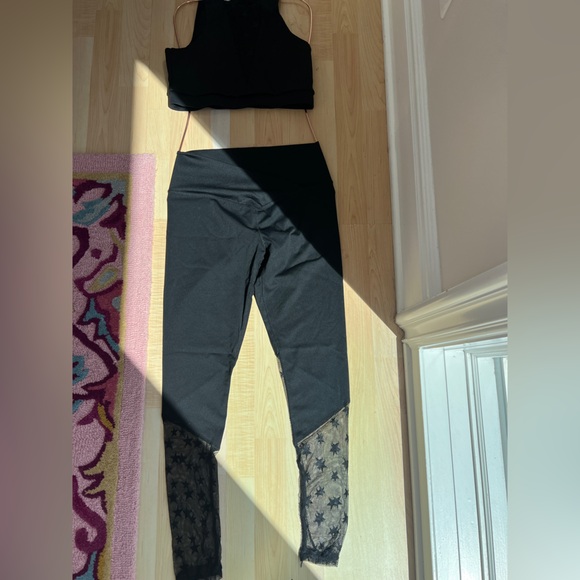 Two piece start leggings set. New with tags. Multiple sizes - Picture 1 of 3